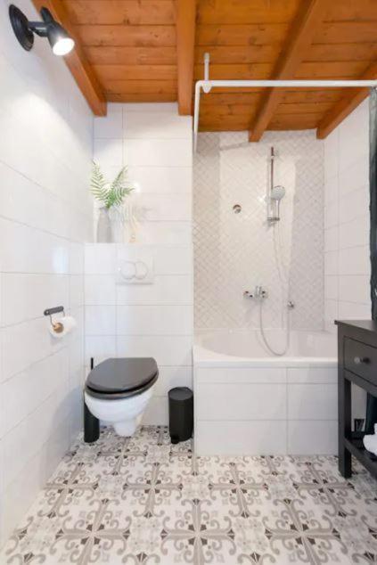 חוואר Nora'S Apartment מראה חיצוני תמונה