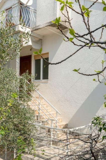 חוואר Nora'S Apartment מראה חיצוני תמונה